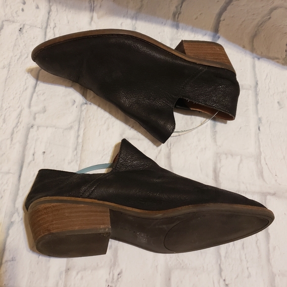 Lucky Size 10 - Picture 2 of 8